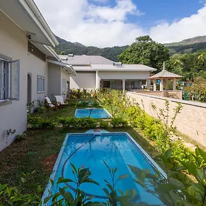 Beau Vallon Бо-Валлон