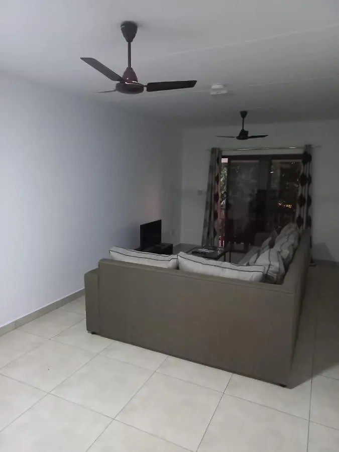 E&E Self Catering Hotel Beau Vallon  Guest house Beau Vallon (Mahe)