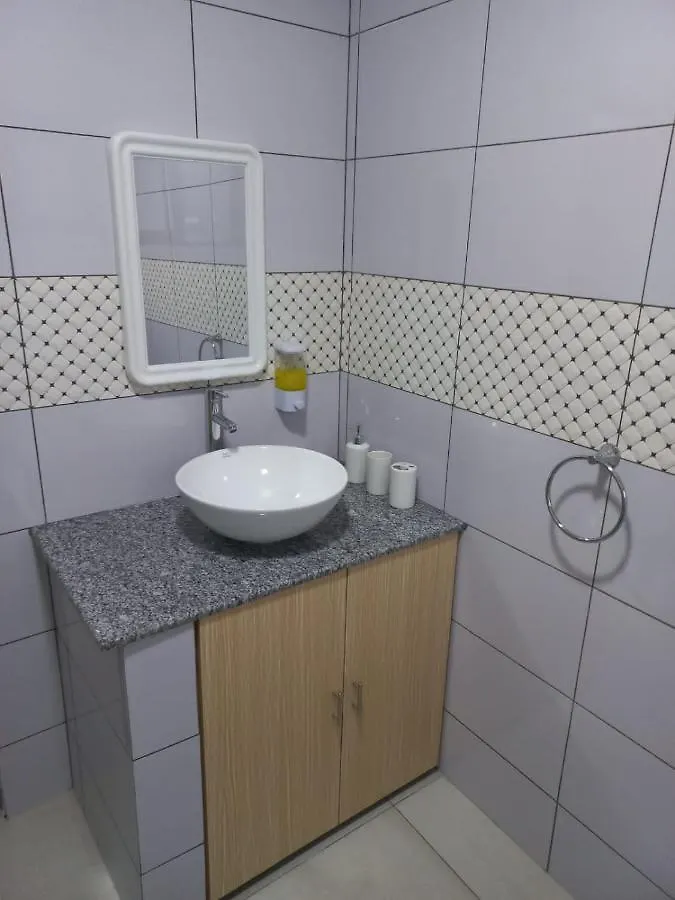 E&E Self Catering Hotel Beau Vallon  0*, Beau Vallon (Mahe) Seychelles